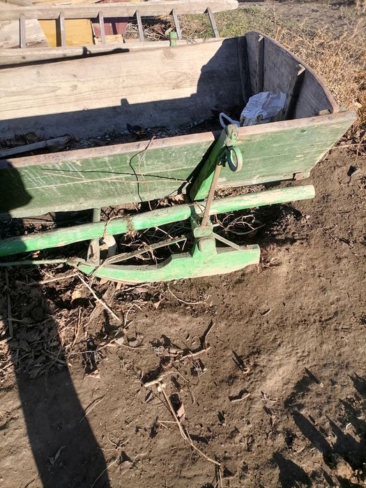 Vand samciu unul sau doi cai