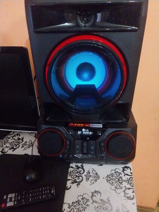 Vând sistem lg xboom