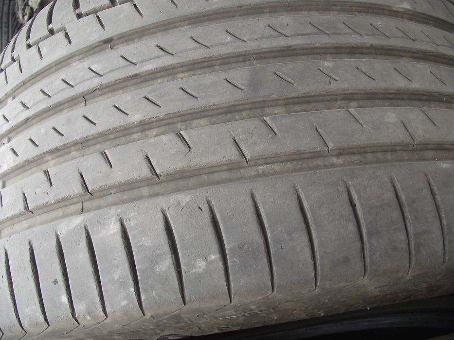 2 броя 295 45 20 Continental