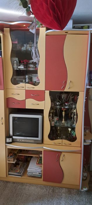 Mobilă living si bucatarie