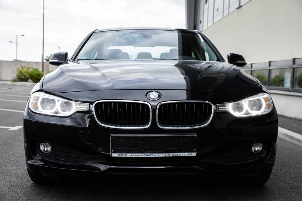 BMW Seria 3 2012 — imagine 2