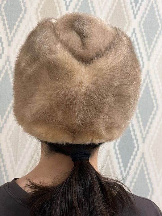 Продам норковую шапку