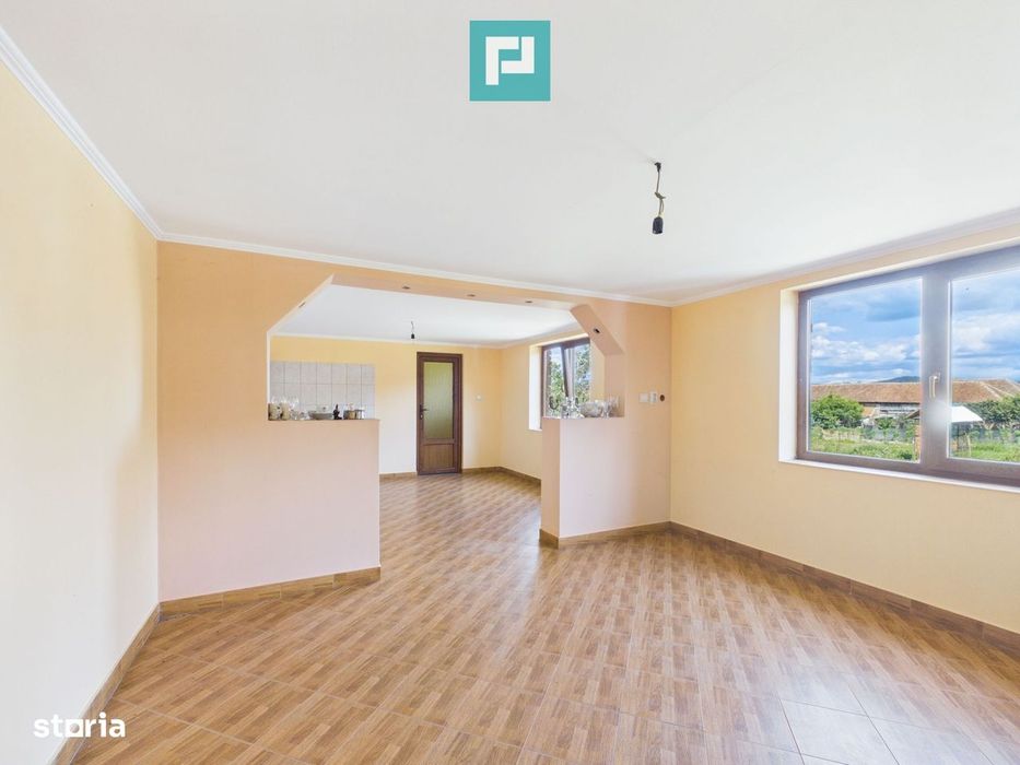 Casă semifinisată, cu 5 camere, în Bonțești Arad