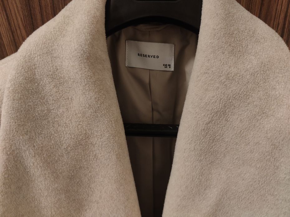 Продавам дамско палто размер 36, Reserved, 40 евро