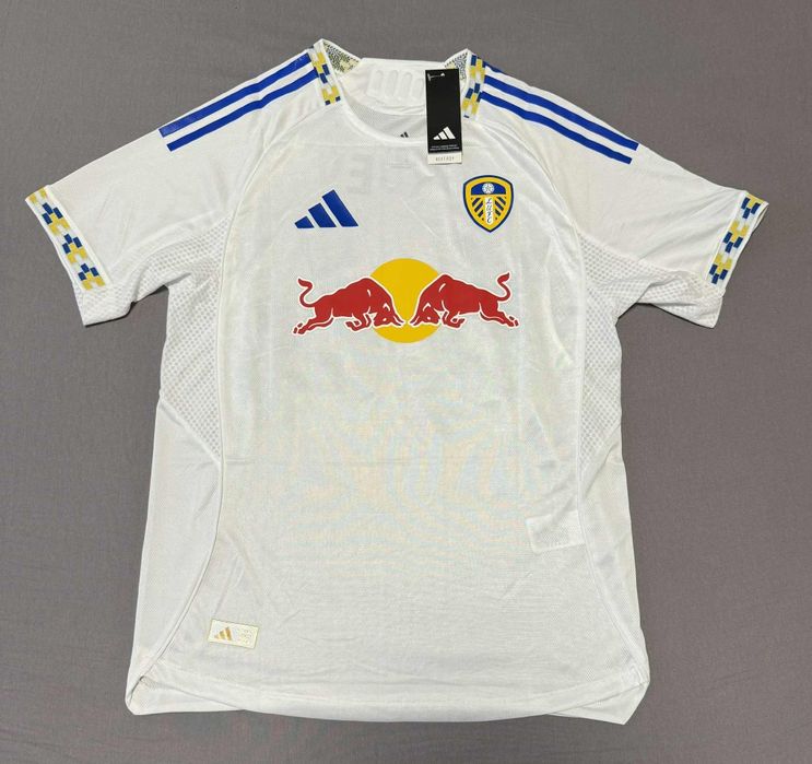 Футболни екипи от сезон 2025/2026