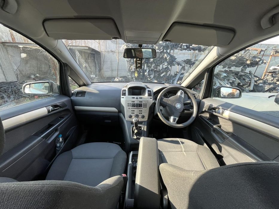 Opel Zafira B 1.6i 07г НА ЧАСТИ!!!
