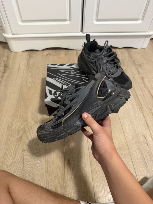 Off white be right back