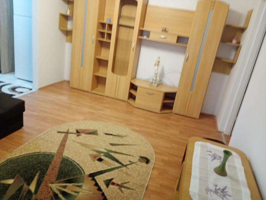 Închiriez apartament 2 camere