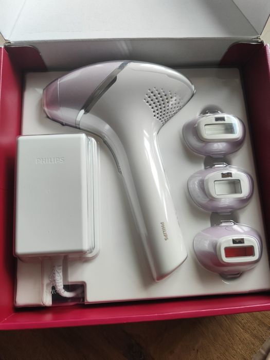 Фотоепилатор Philips BRI947/00 Lumea