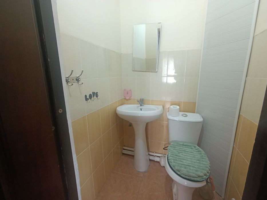 Фарғона шаҳар ҳокимлиги ёнида хонадон ижарага берилади