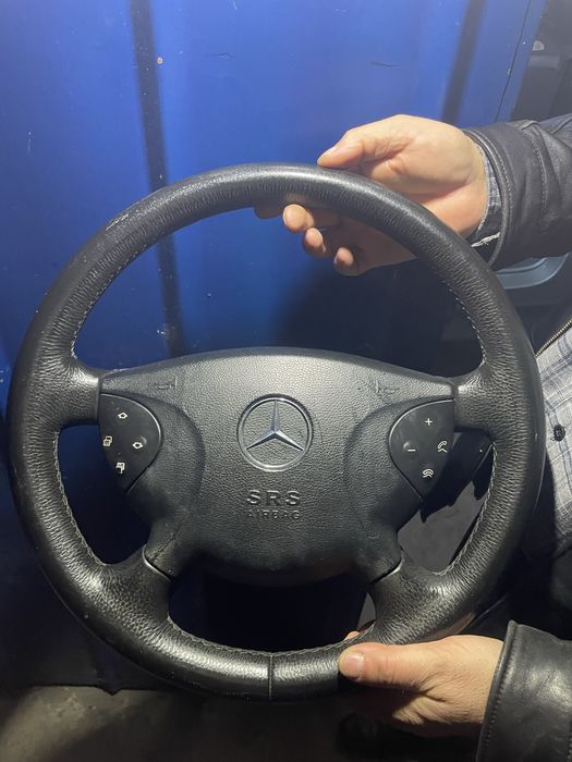 Продавам волан за мерцедес w211 преди фейс