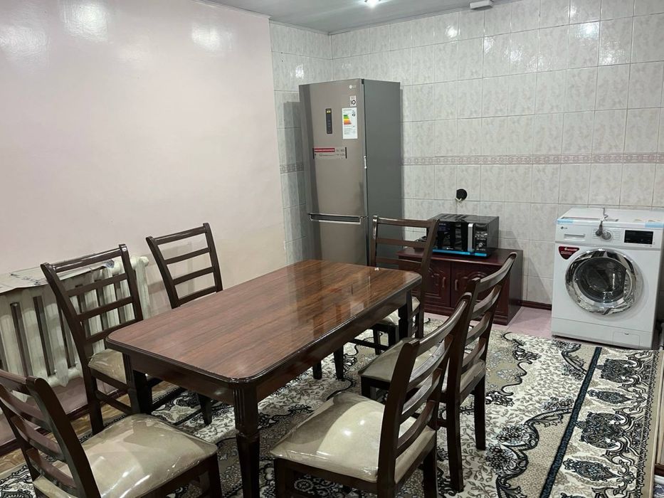 Ijaraga 4 xonali uy beriladi. Faqat bollarga Qoyliq kompass yonida