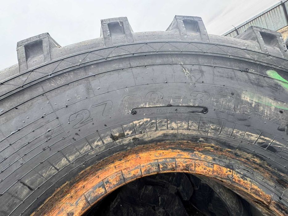 Продам крупногабаритные шины