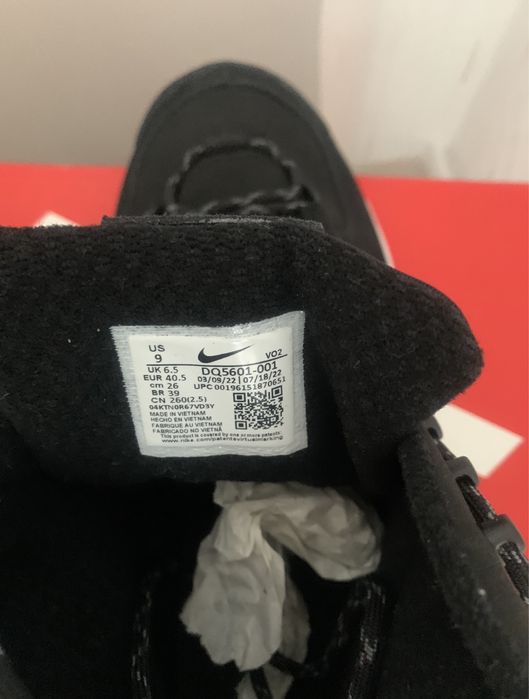 Adidasi tip gheata Nike negri