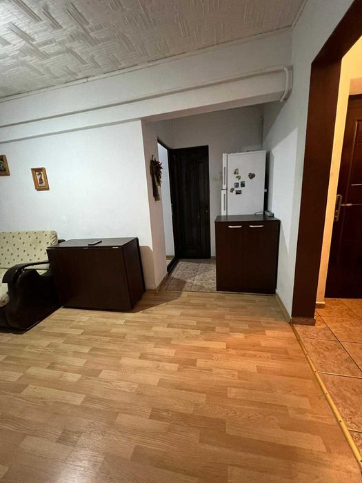 Inchiriez apartament in orasul Targu Frumos