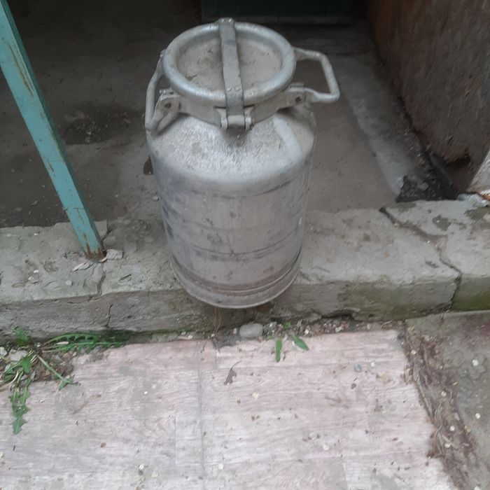 Продам флягу аллюминиевую