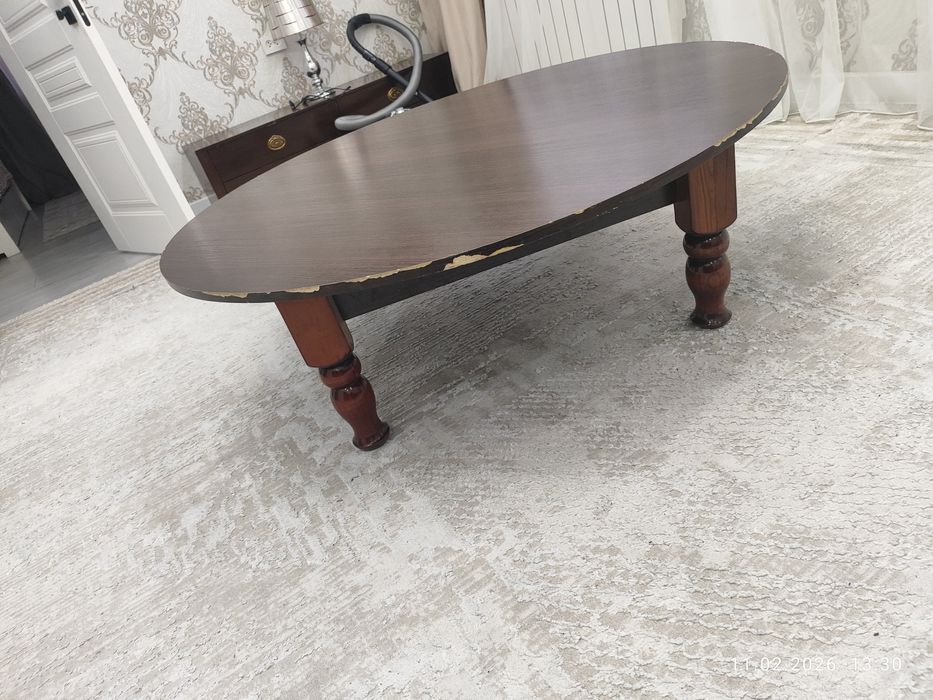 Жер үстел сатылады