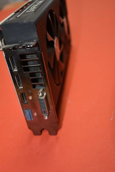 Видео карта SAPPHIRE Pulse Radeon RX 580 8GB - перфектна