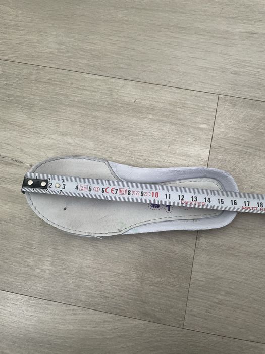 Ghetute  ddstep marimea 25