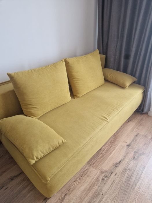 Închiriez apartament