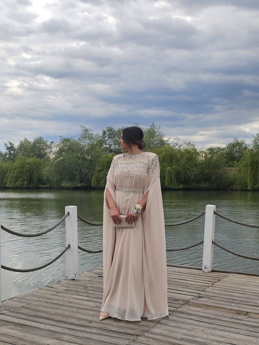 Vand rochie nasa