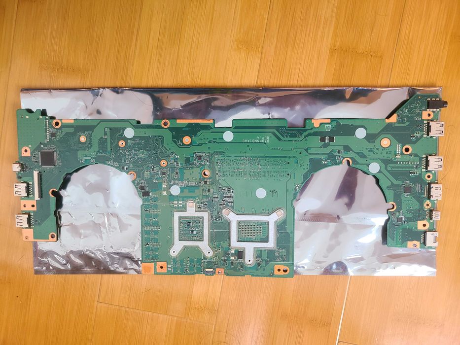 Placa de baza nu este functional, Asus Rog GL703VM i7 7700HQ -gtx 1060