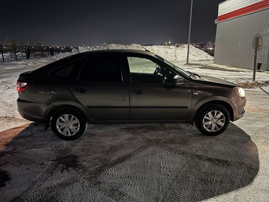 Продам Ладу гранту ФЛ