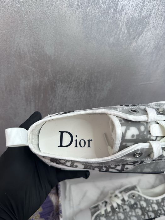 Dior b 23 low oblique