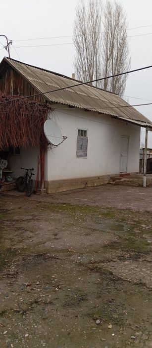 Ховли Уй сотилади