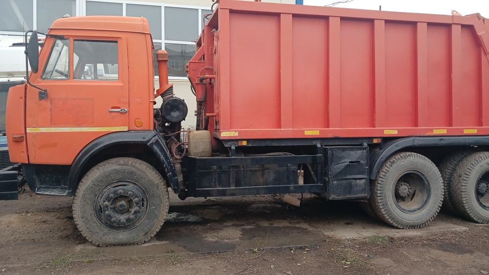Продам мусоровоз