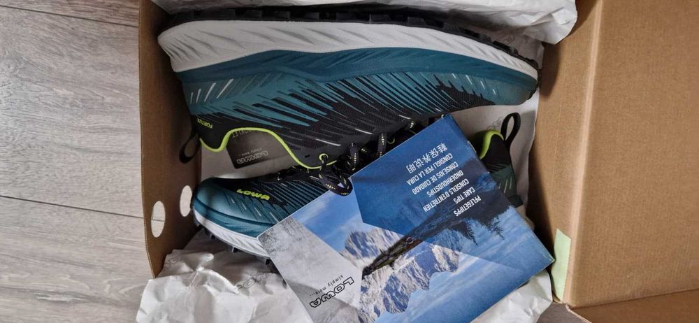 Adidas LOWA 44 Fortux salomon salewa mammut meindl la sportiva trail