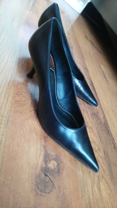 Естествена кожа номер 36 Zara официални обувки