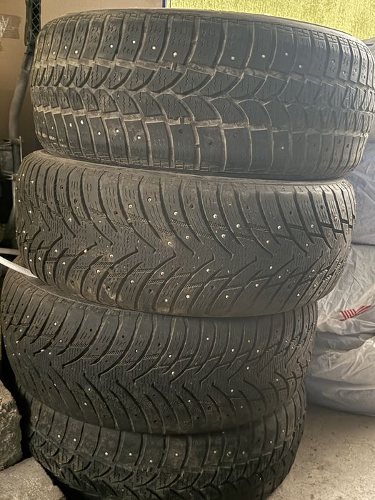 Шина 215/55/17 зимние