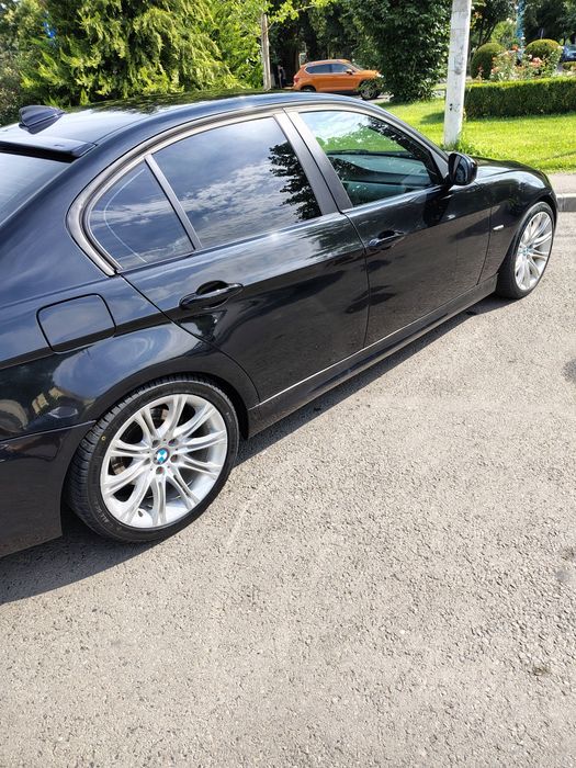 BMW 3 Series 2010 — imagine 3