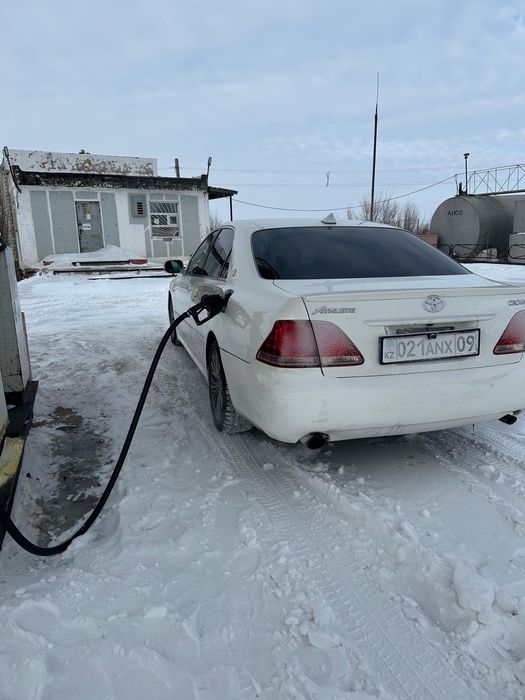 Toyota Crown срочно