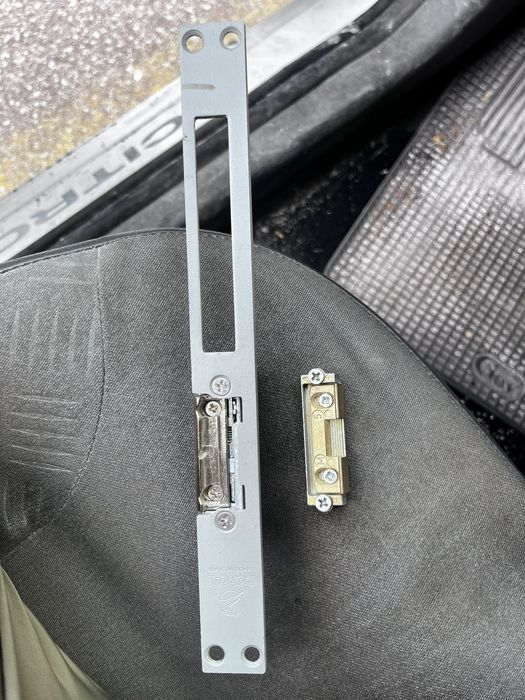 Електрическа брава нова