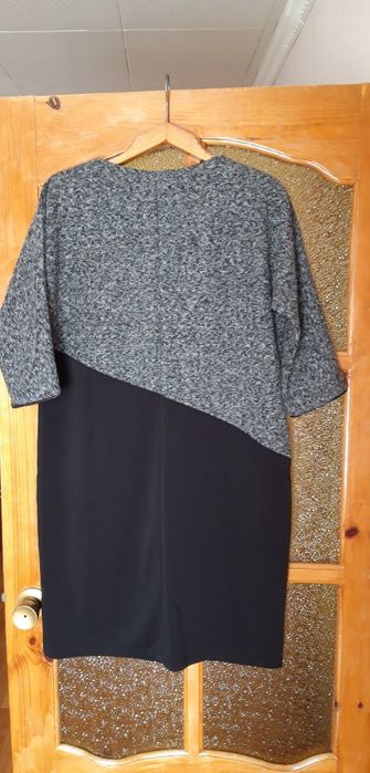 Продам платье новая