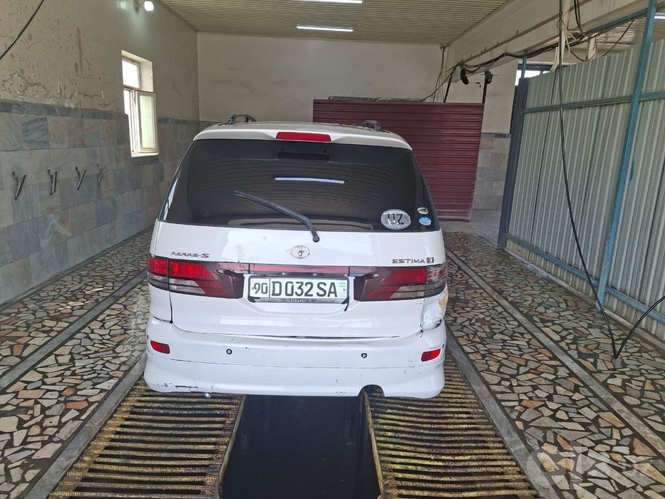 Toyota privia sotiladi