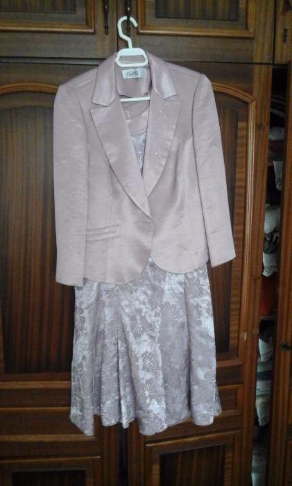 compleu dama elegant