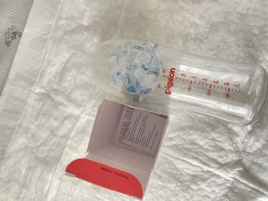 Бутылочка Pigeon  240 мл