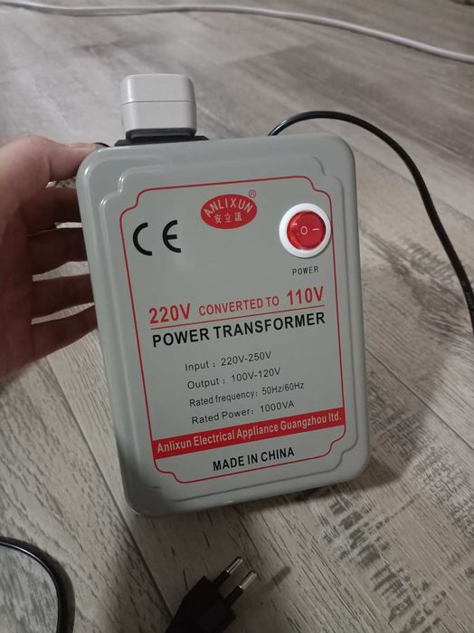 Преобразователь напряжения