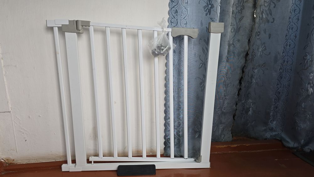 Продам Детский барьер  для двери.