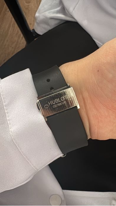 Продам часы Hublot geneve