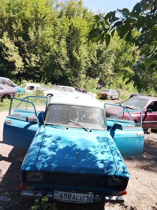 Продам Москвич АЗЛК, есть косяки по кузову