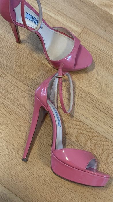 Sandale PRADA marimea 37
