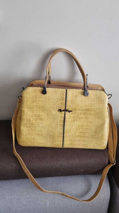 Дамска чанта от еко кожа