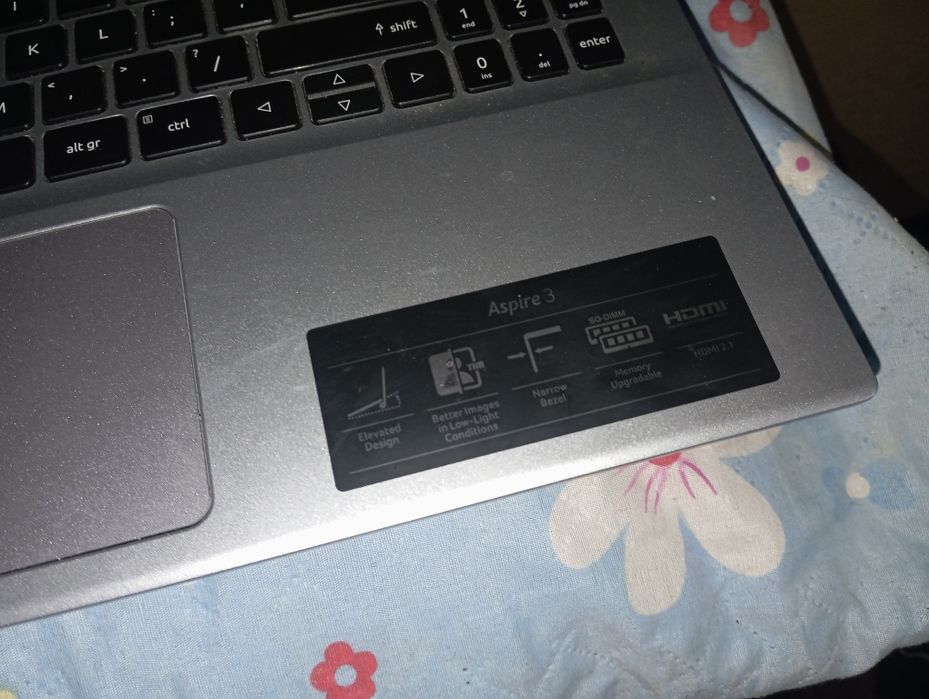 Aspire 3 noutbuk sotiladi