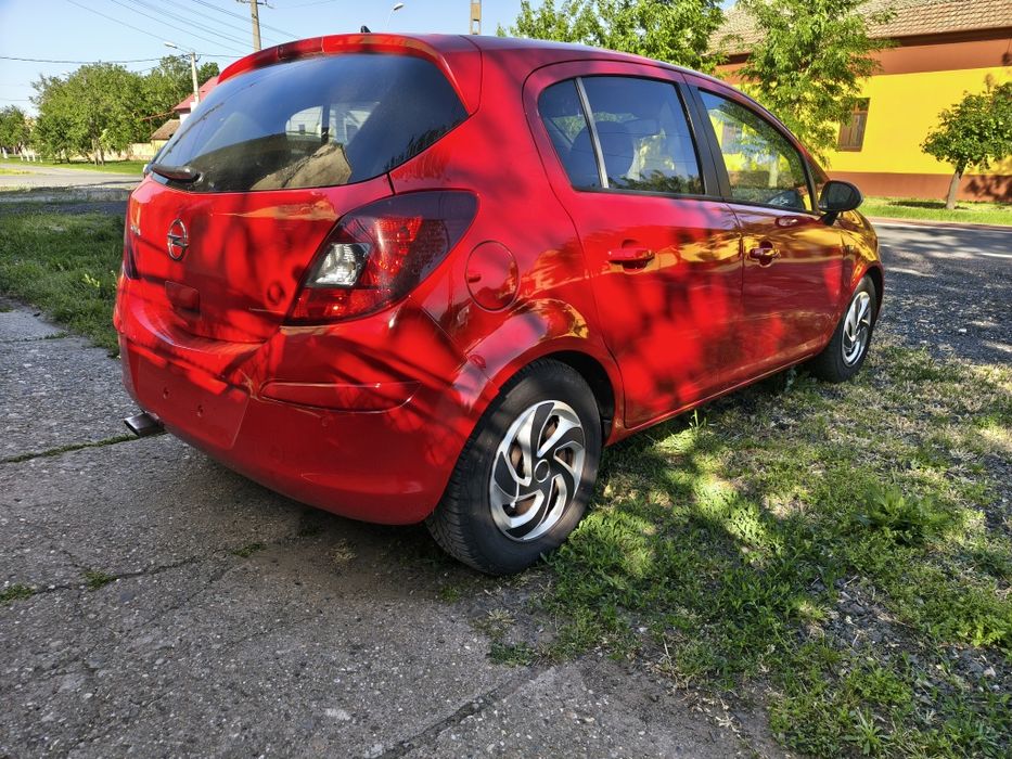 Opel corsa 1.4 benzina euro 5 cel mai fiabil Echipare foarte rara