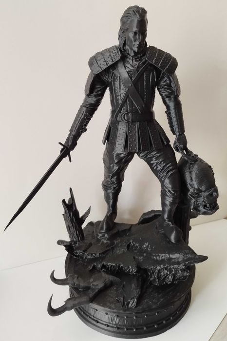 Фигурка на Гералт от Вещерът (The Witcher) 3д принт