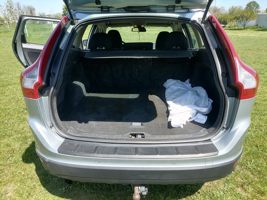 Vând Volvo xc60 an 2010